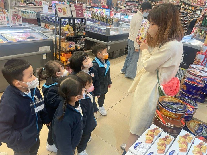 初幼班辦年貨